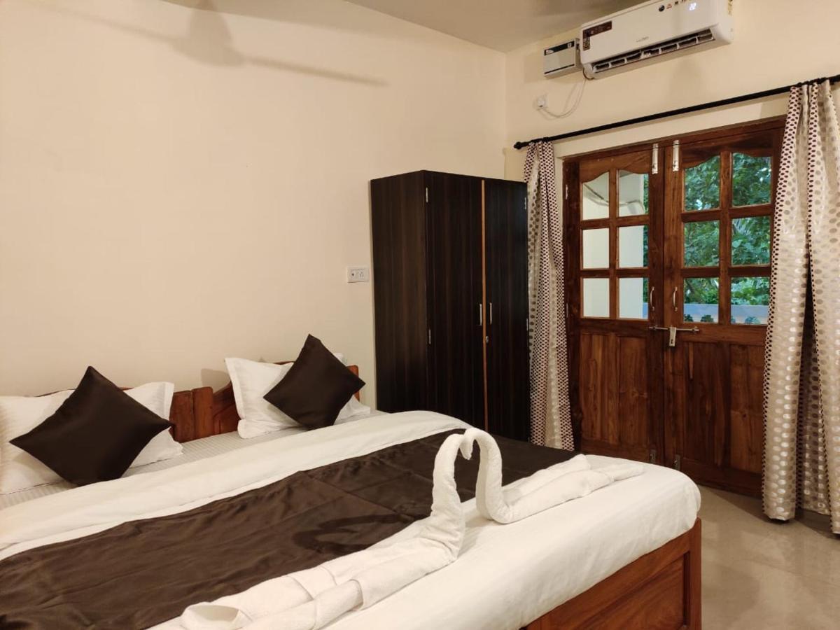 Dom'S Inn Calangute Zewnętrze zdjęcie