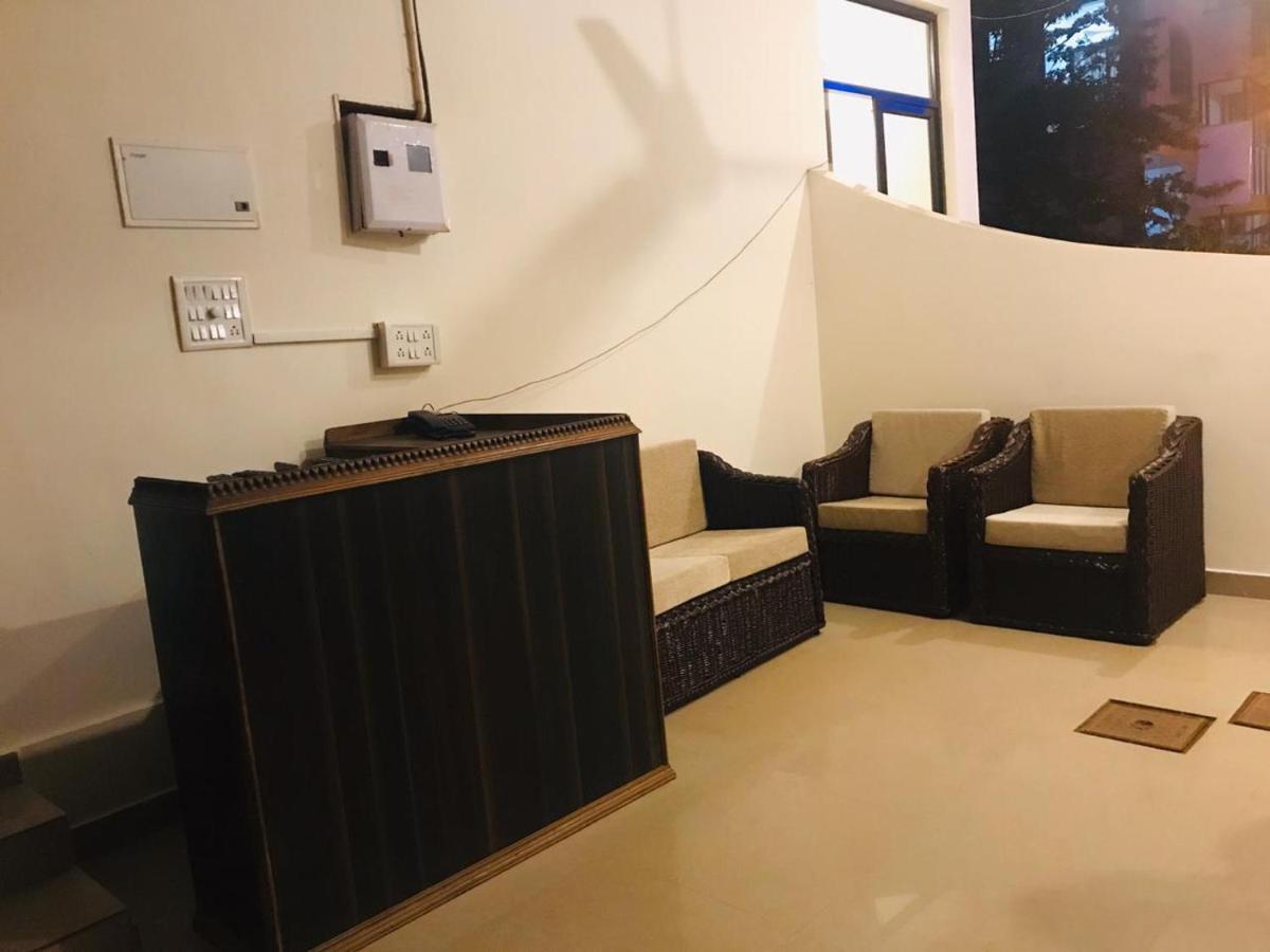 Dom'S Inn Calangute Zewnętrze zdjęcie