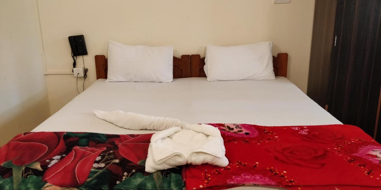 Dom'S Inn Calangute Zewnętrze zdjęcie