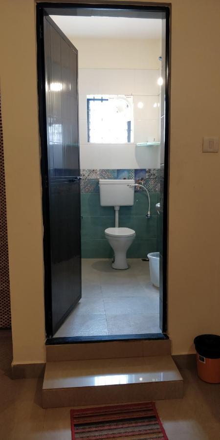 Dom'S Inn Calangute Zewnętrze zdjęcie