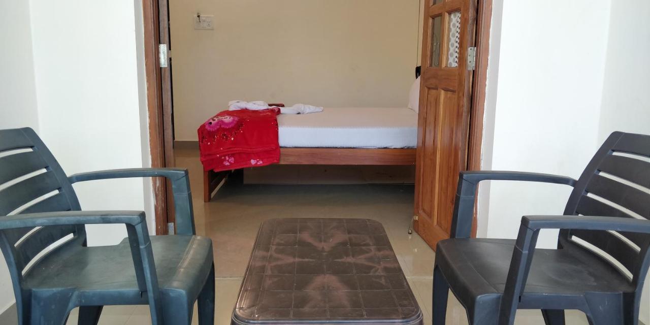 Dom'S Inn Calangute Zewnętrze zdjęcie