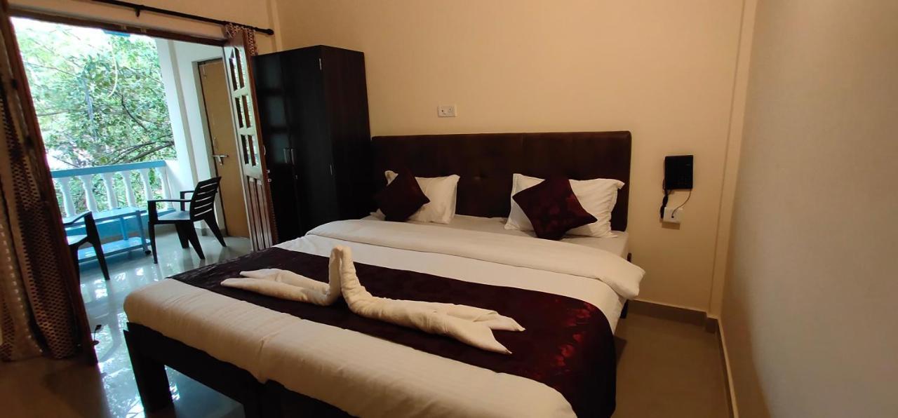 Dom'S Inn Calangute Zewnętrze zdjęcie
