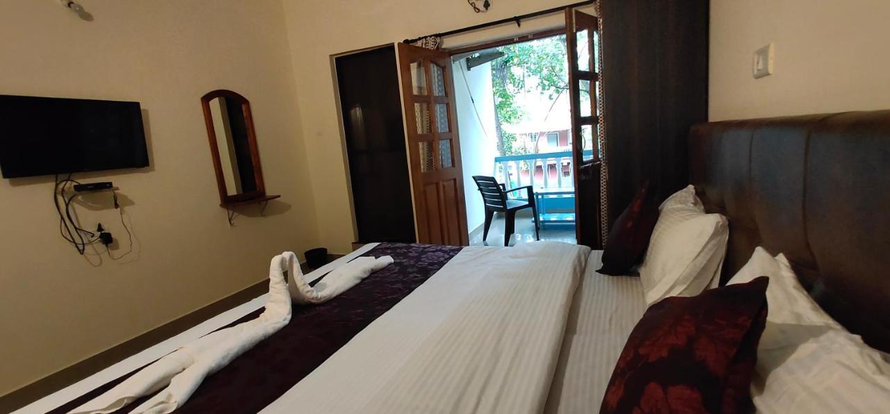 Dom'S Inn Calangute Zewnętrze zdjęcie