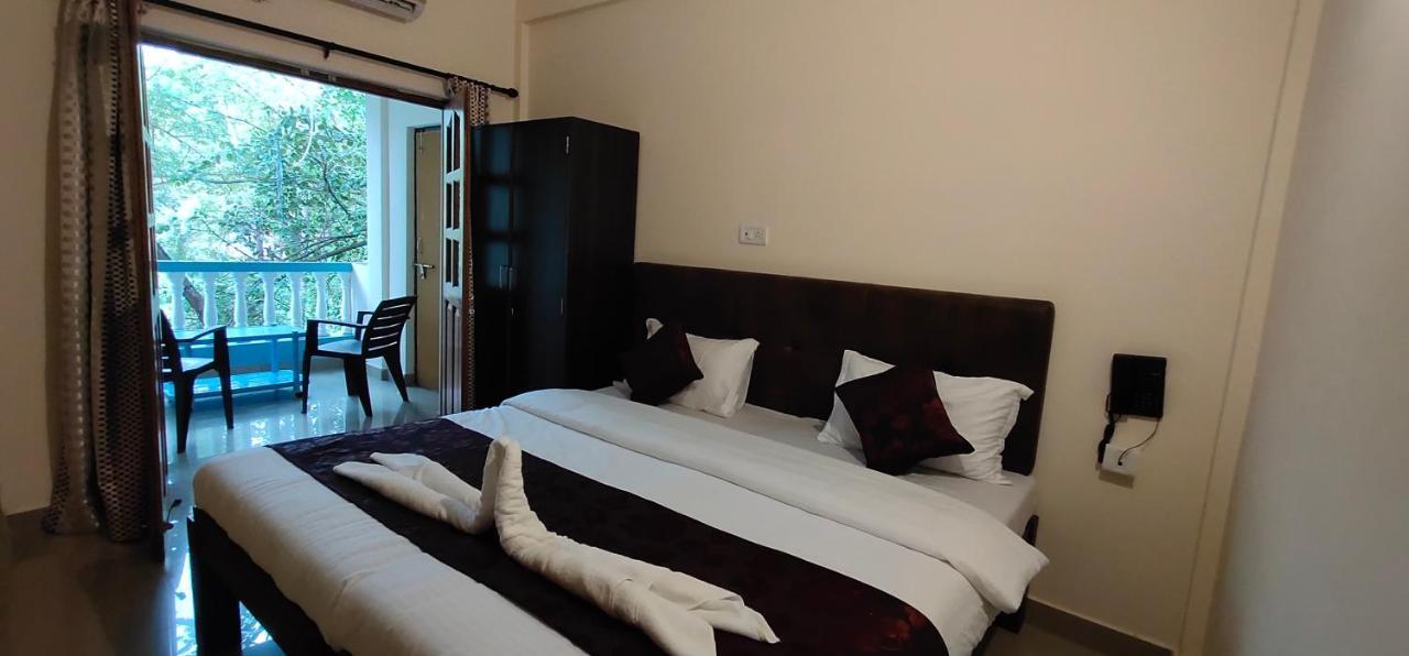 Dom'S Inn Calangute Zewnętrze zdjęcie